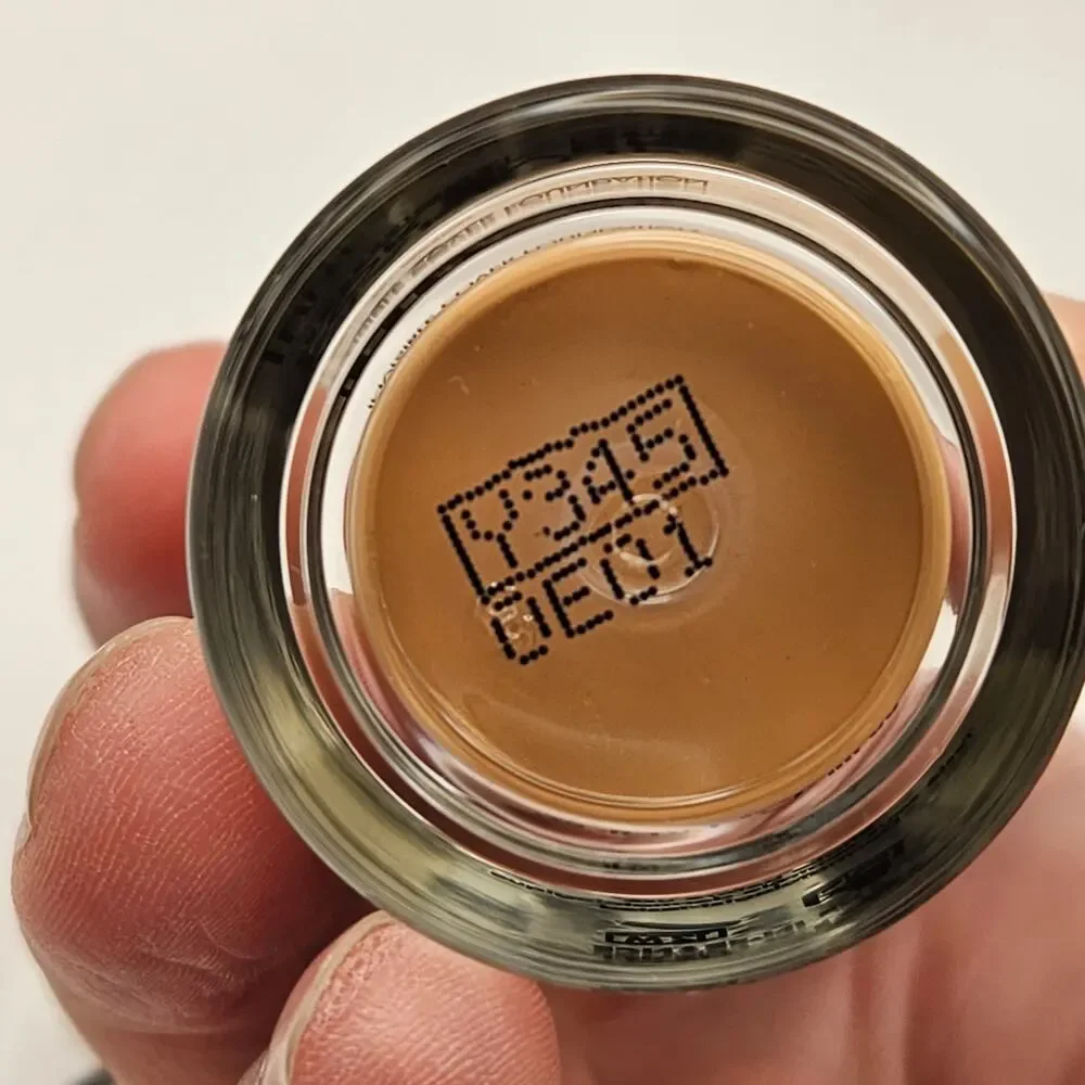 MAKE UP FOR EVER discover secret